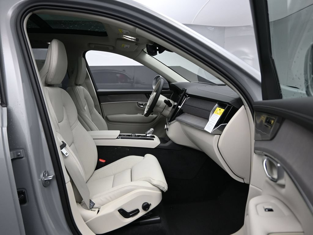 New 2026 Volvo XC90 T8 Ultra w/ Protection Package Premier AWD/4WD image 27