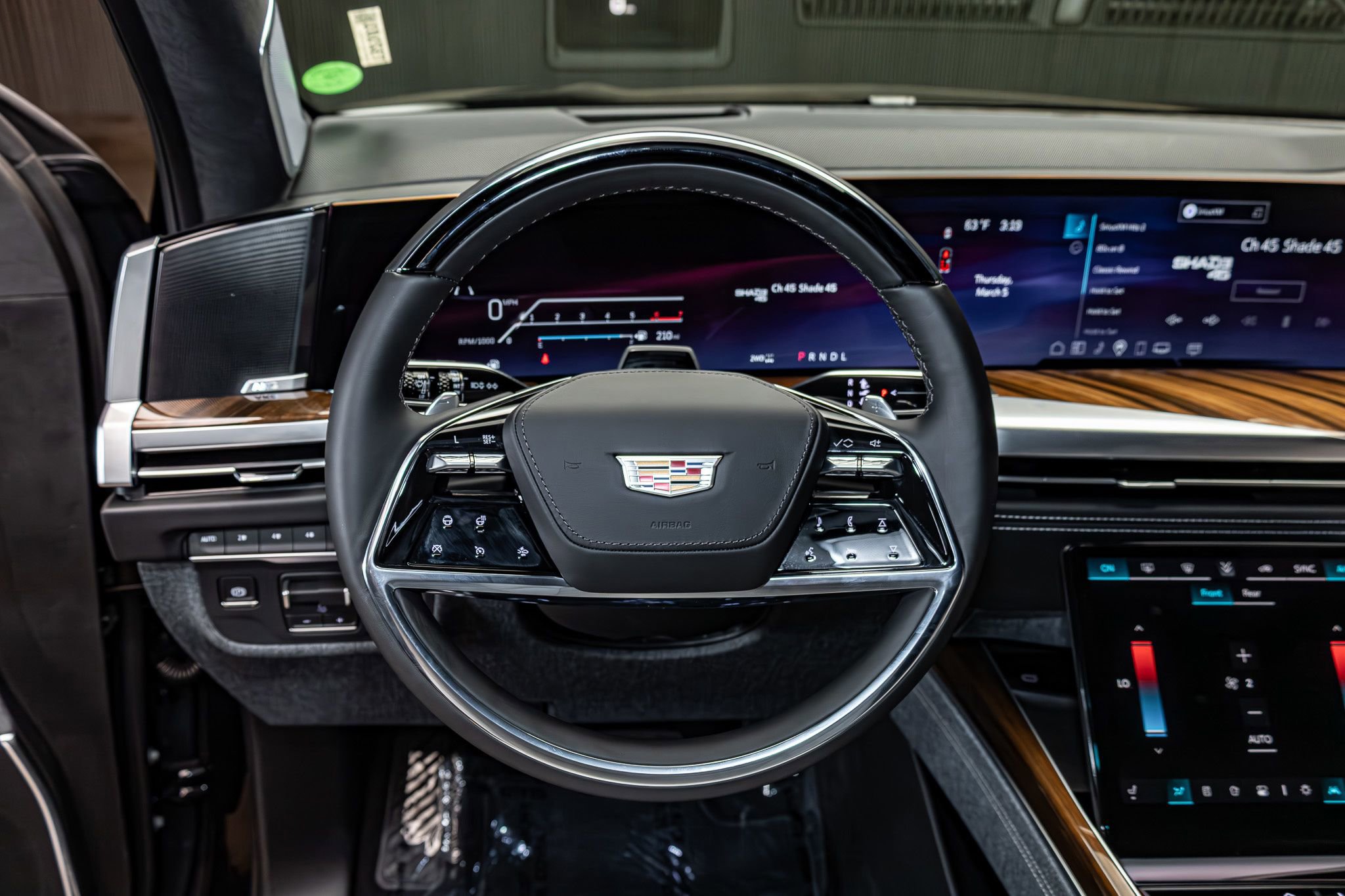 Used 2026 Cadillac Escalade Platinum Sport w/ LPO, ONYX Package image 15