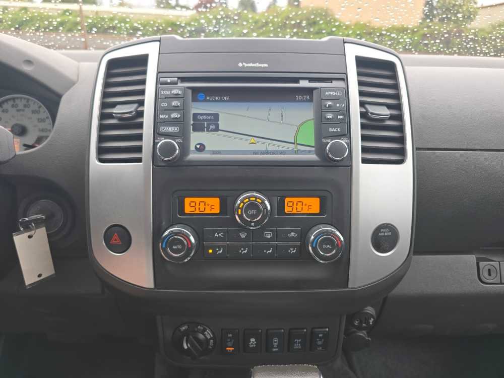 Used 2017 Nissan Frontier PRO-4X w/ Pro-4x Luxury Package AWD/4WD image 12