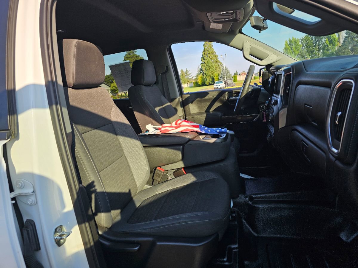 Used 2020 Chevrolet Silverado 1500 LT w/ Remote Start Package image 7