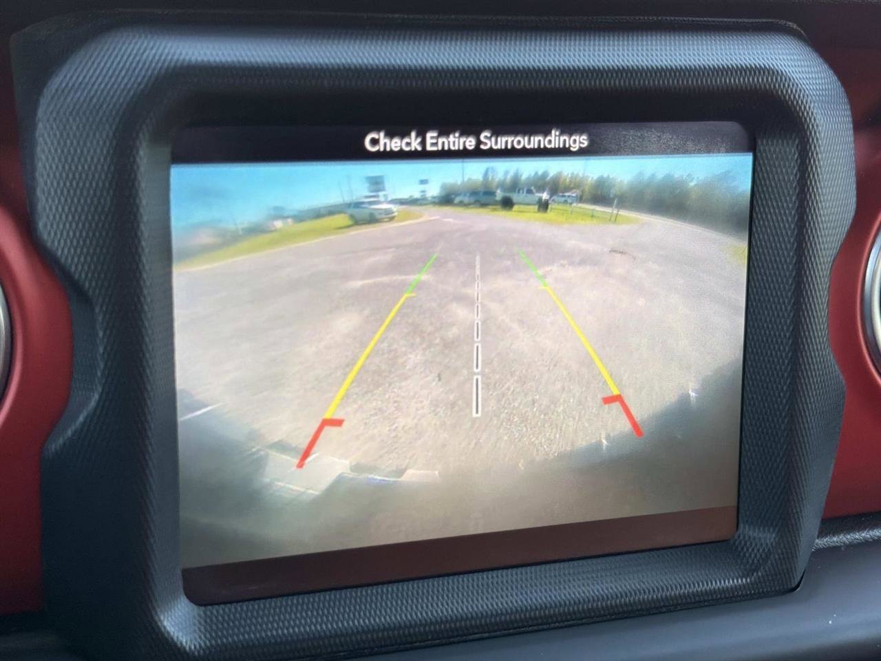 Used 2019 Jeep Wrangler Unlimited Rubicon w/ Advanced Safety Group image 24