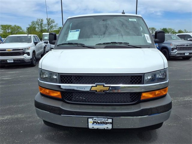 New 2025 Chevrolet Express 2500 w/ Driver Convenience Package image 2