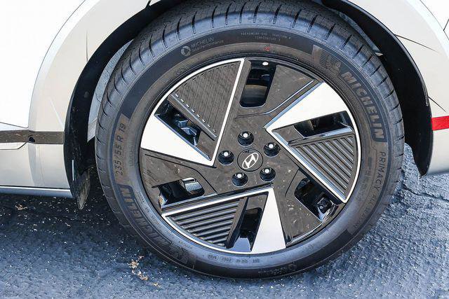 New 2026 Hyundai Ioniq 5 SE RWD image 8