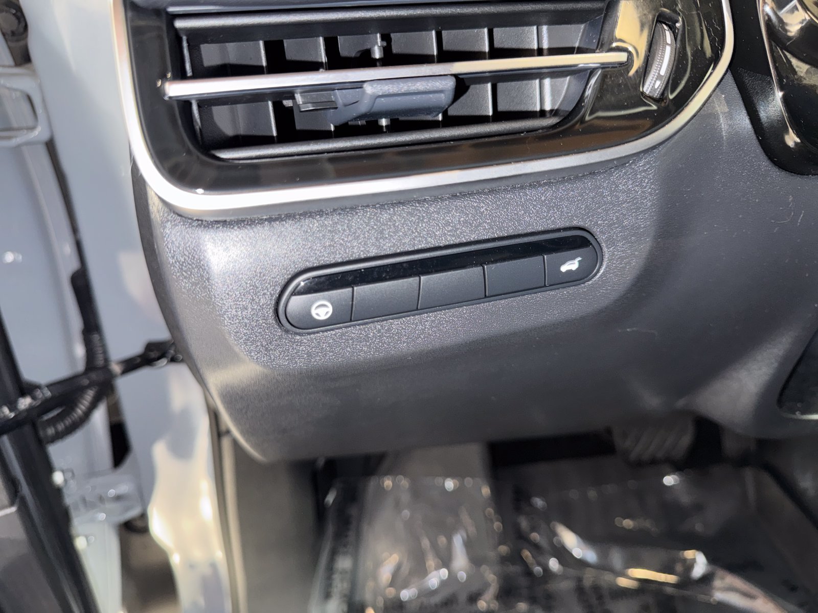 Certified 2025 INFINITI QX60 Sensory AWD/4WD image 18