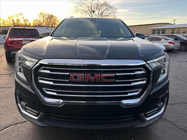 Certified 2022 GMC Terrain SLT image 4