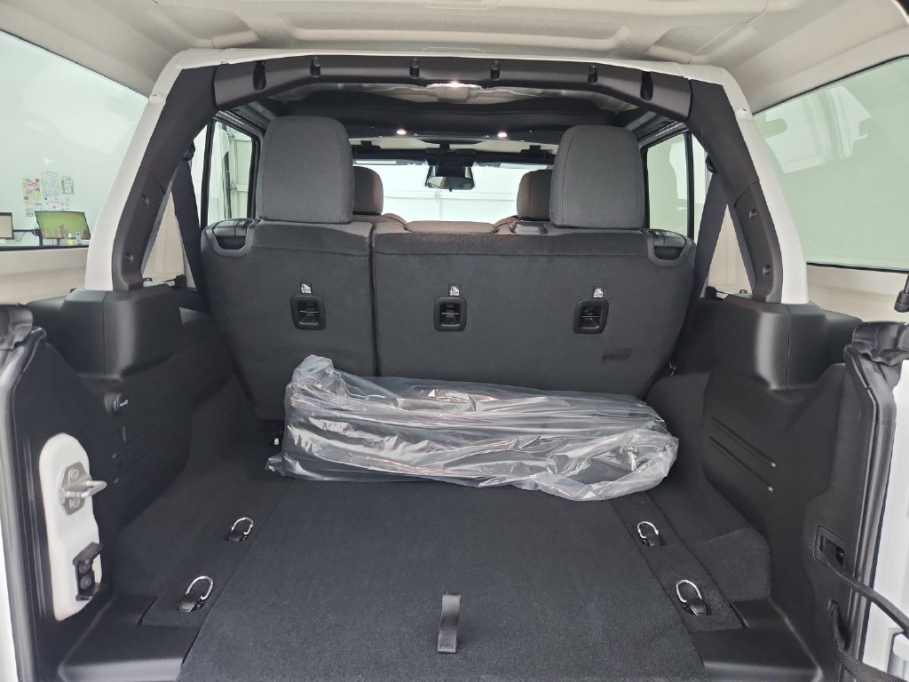 New 2026 Jeep Wrangler Unlimited Sport AWD/4WD image 29