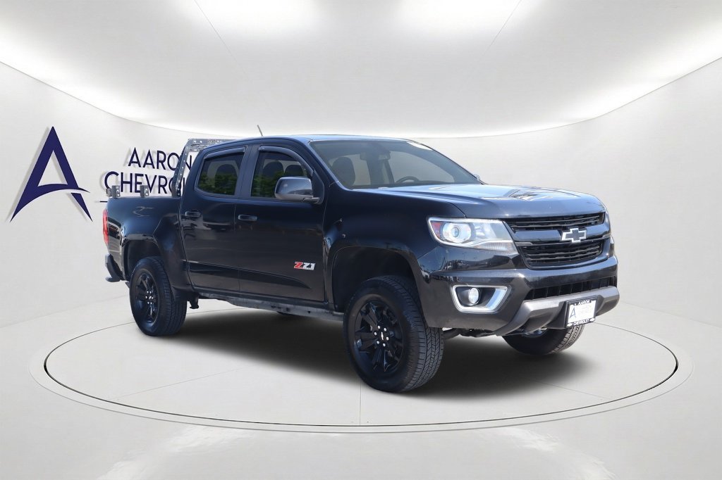 Used 2019 Chevrolet Colorado Z71 w/ Z71 Midnight Edition AWD/4WD image 3