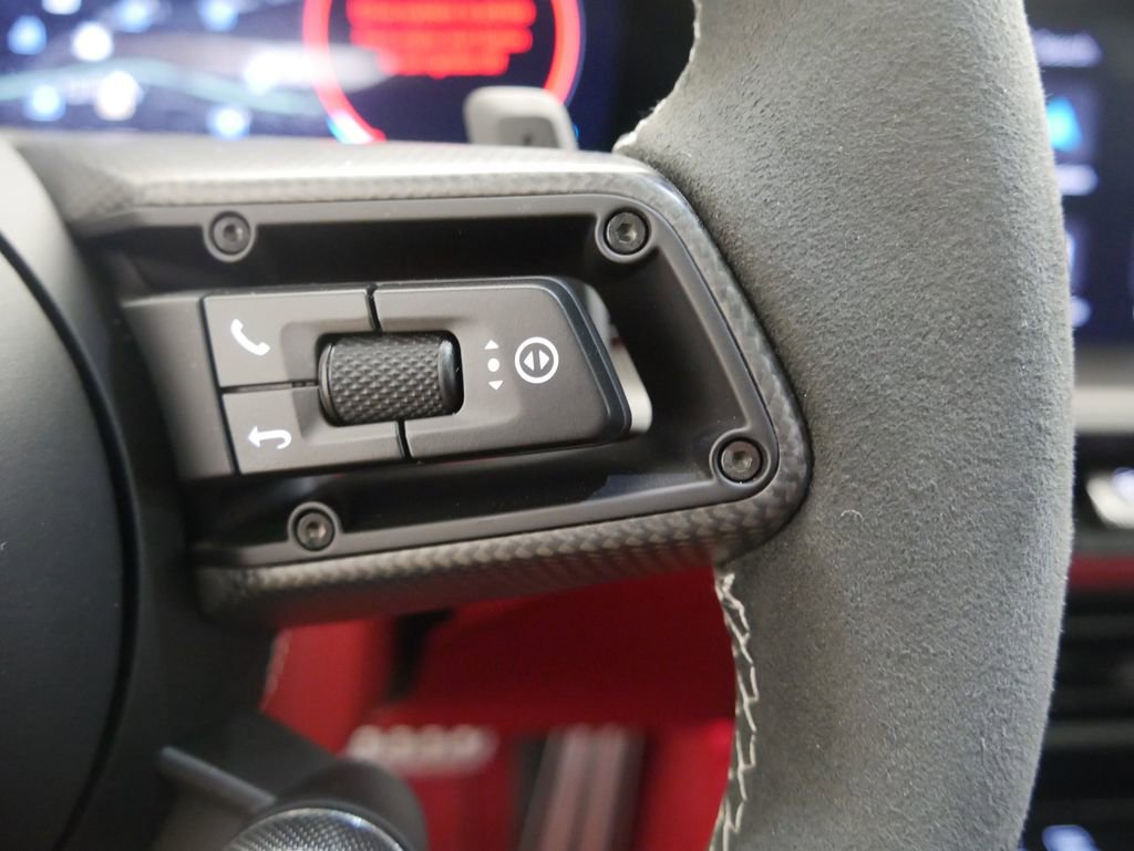 Certified 2025 Porsche 911 Carrera GTS image 27