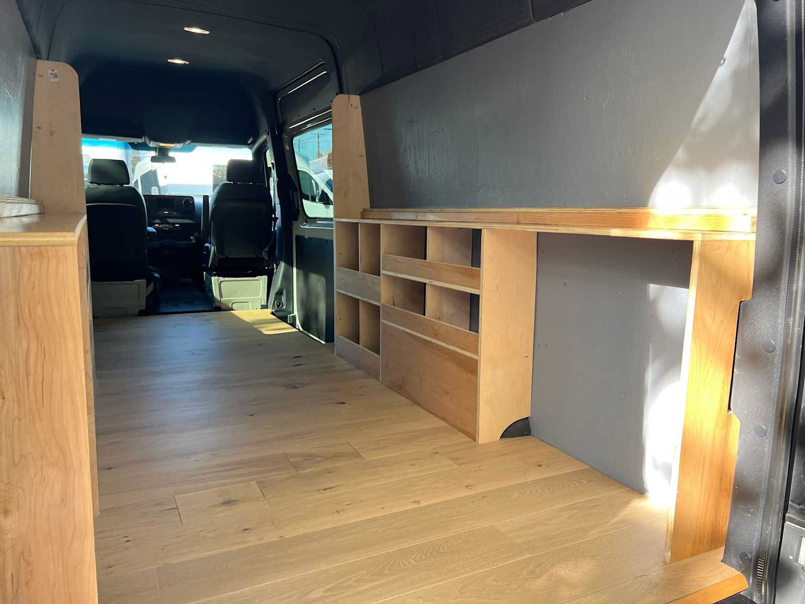 Used 2024 Mercedes-Benz Sprinter 2500 image 19