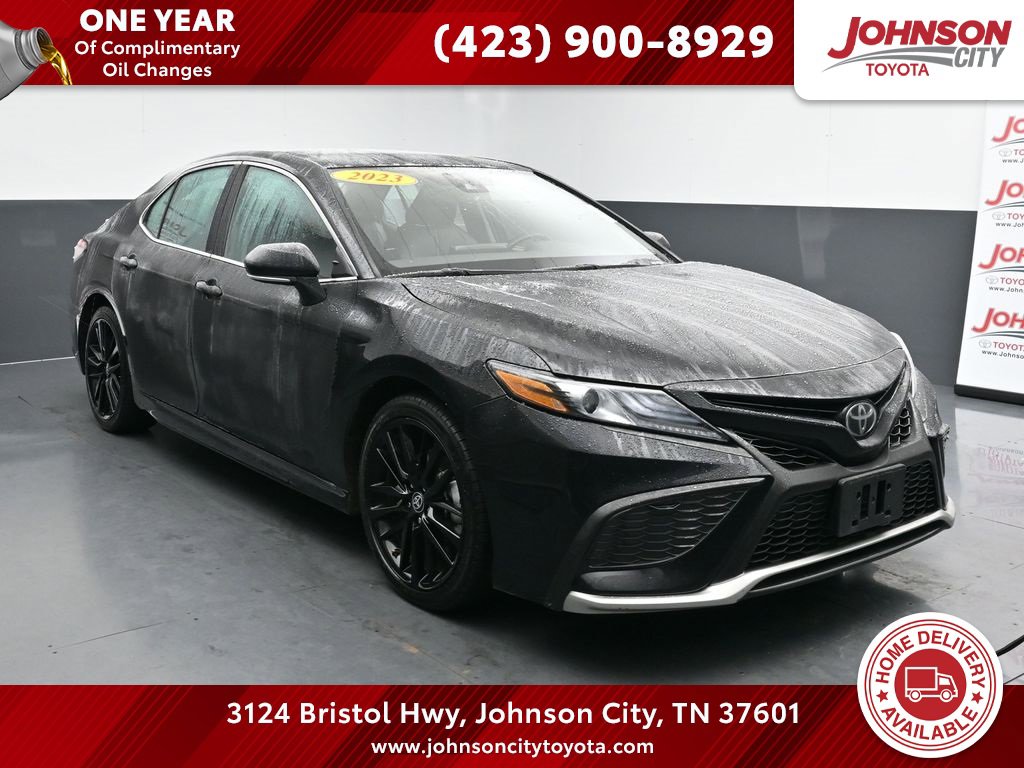 Used 2023 Toyota Camry XSE image 1