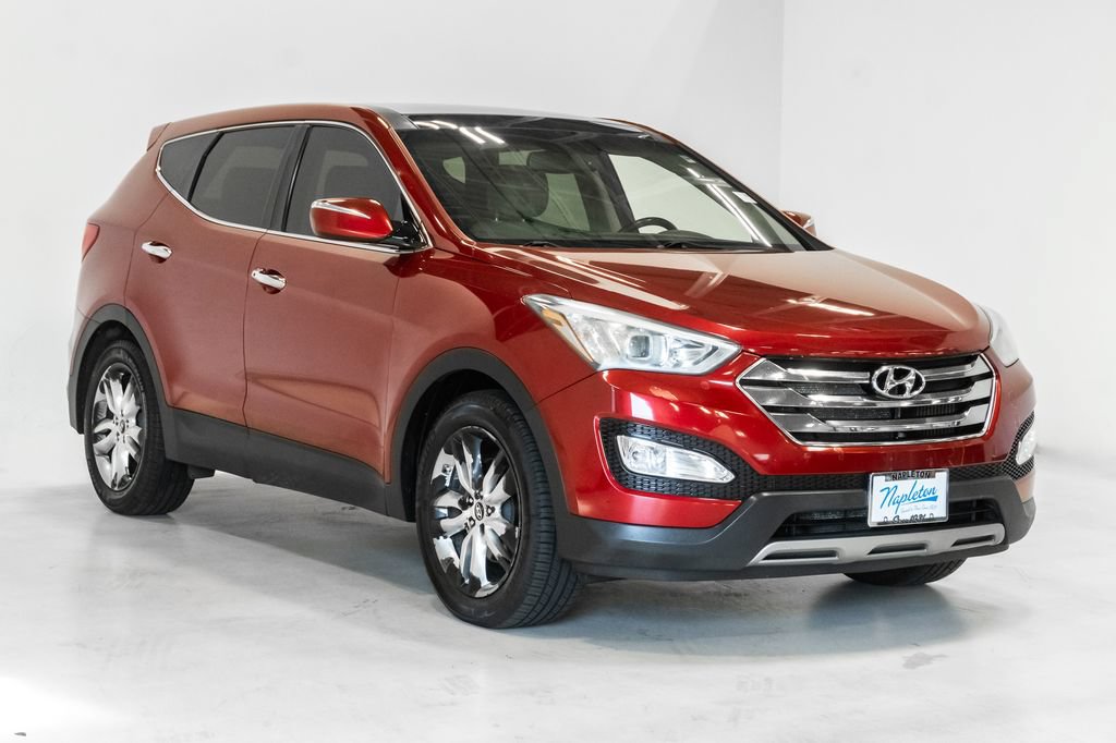 Used 2013 Hyundai Santa Fe Sport 2.0T w/ Technology Pkg AWD/4WD image 5