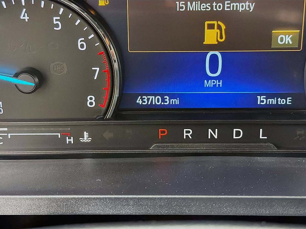 Used 2023 Ford Explorer XLT w/ Equipment Group 202A AWD/4WD image 31