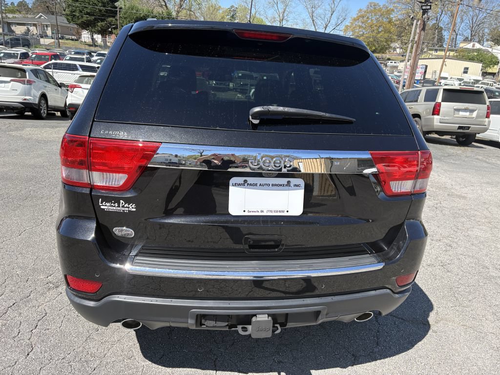 Used 2013 Jeep Grand Cherokee Overland w/ Trailer Tow Group IV RWD image 4