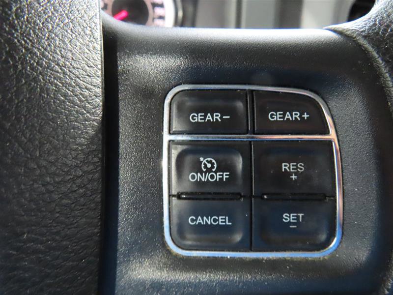 Used 2017 RAM 1500 Express image 20