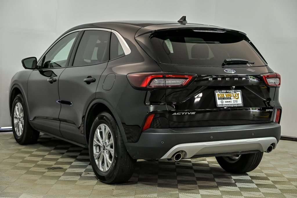 Used 2023 Ford Escape Active w/ Tech Pack #2 AWD/4WD image 6