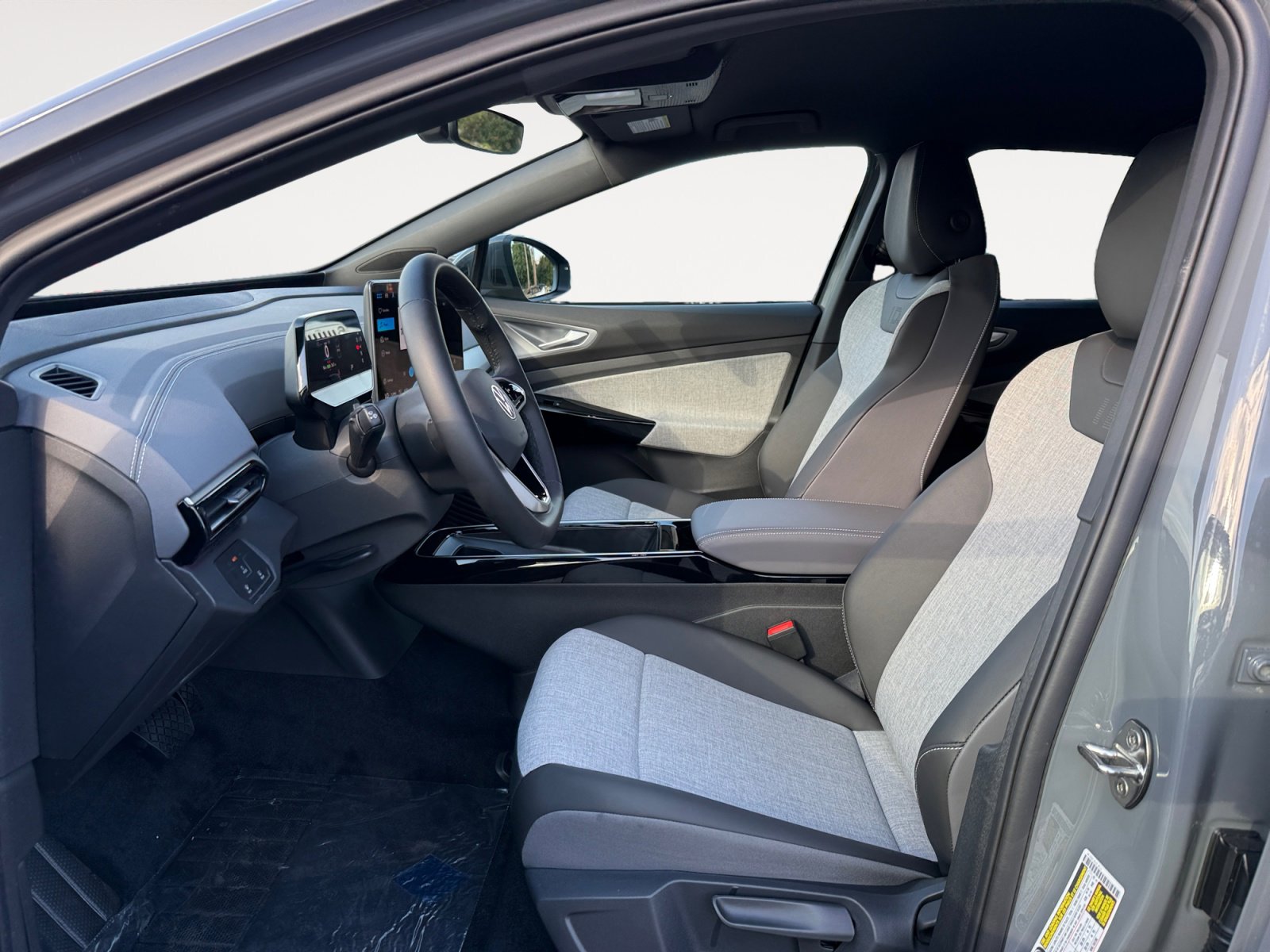 New 2025 Volkswagen ID.4 Pro RWD image 10