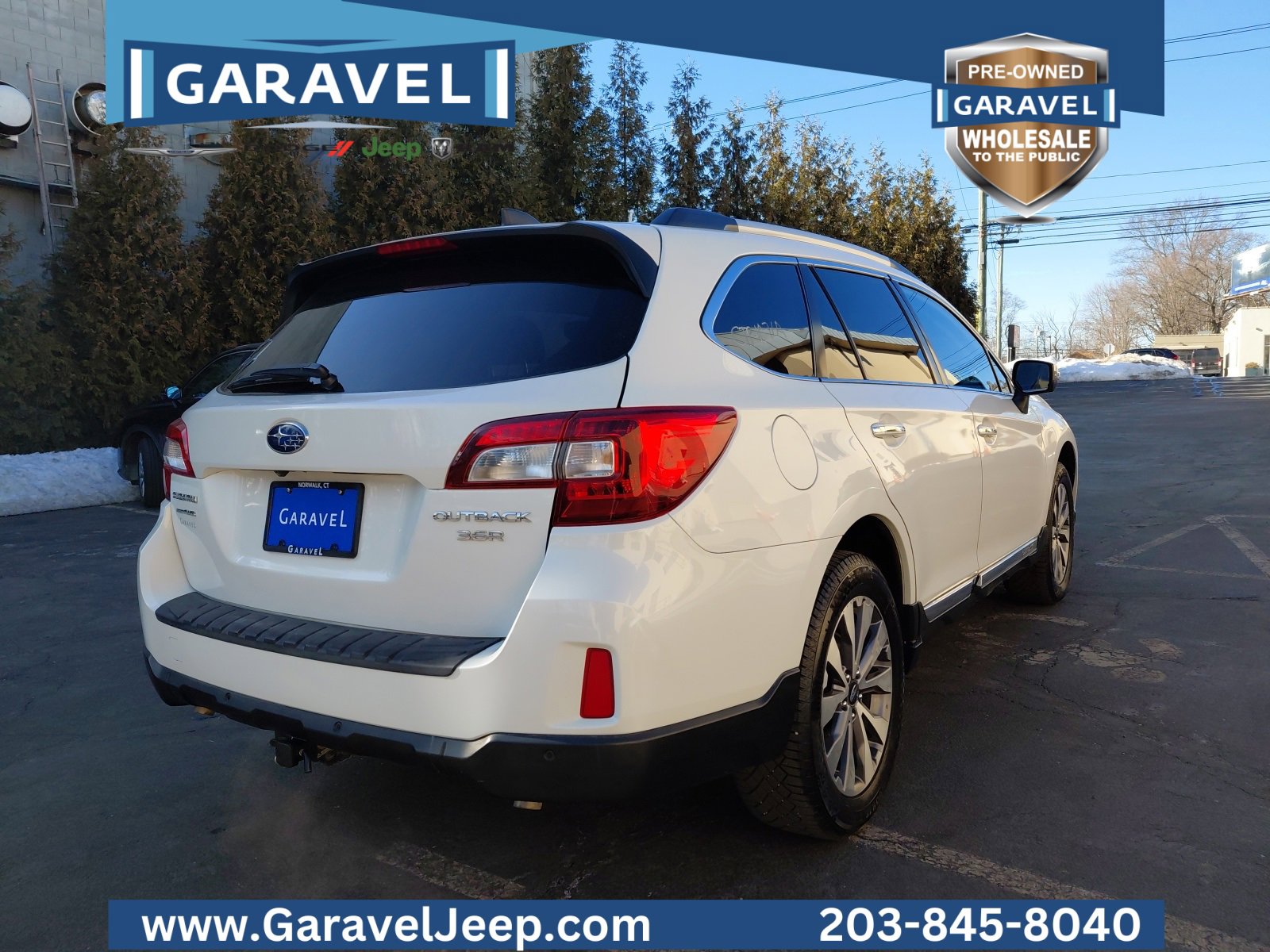 Used 2017 Subaru Outback 3.6R Touring image 39