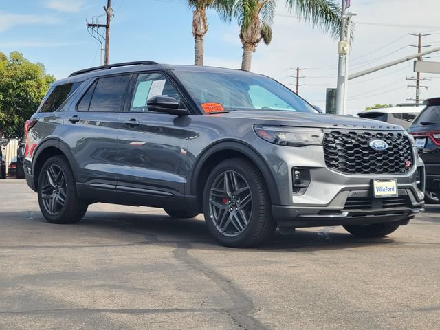 Used 2025 Ford Explorer ST w/ Sun And Sound Package AWD/4WD image 32