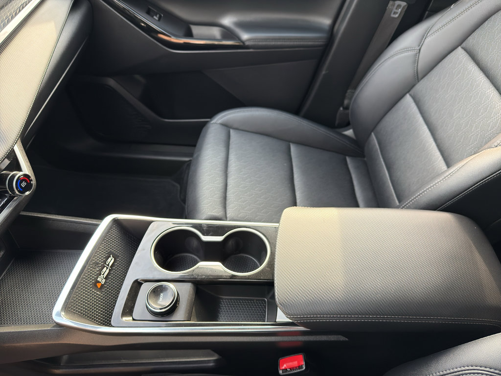 Used 2026 Chevrolet Equinox LT w/ Convenience Package II image 29