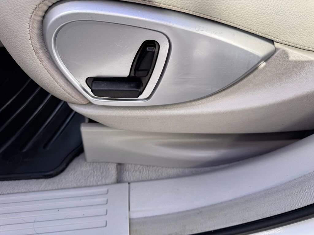 Used 2008 Mercedes-Benz R 350 4MATIC image 10
