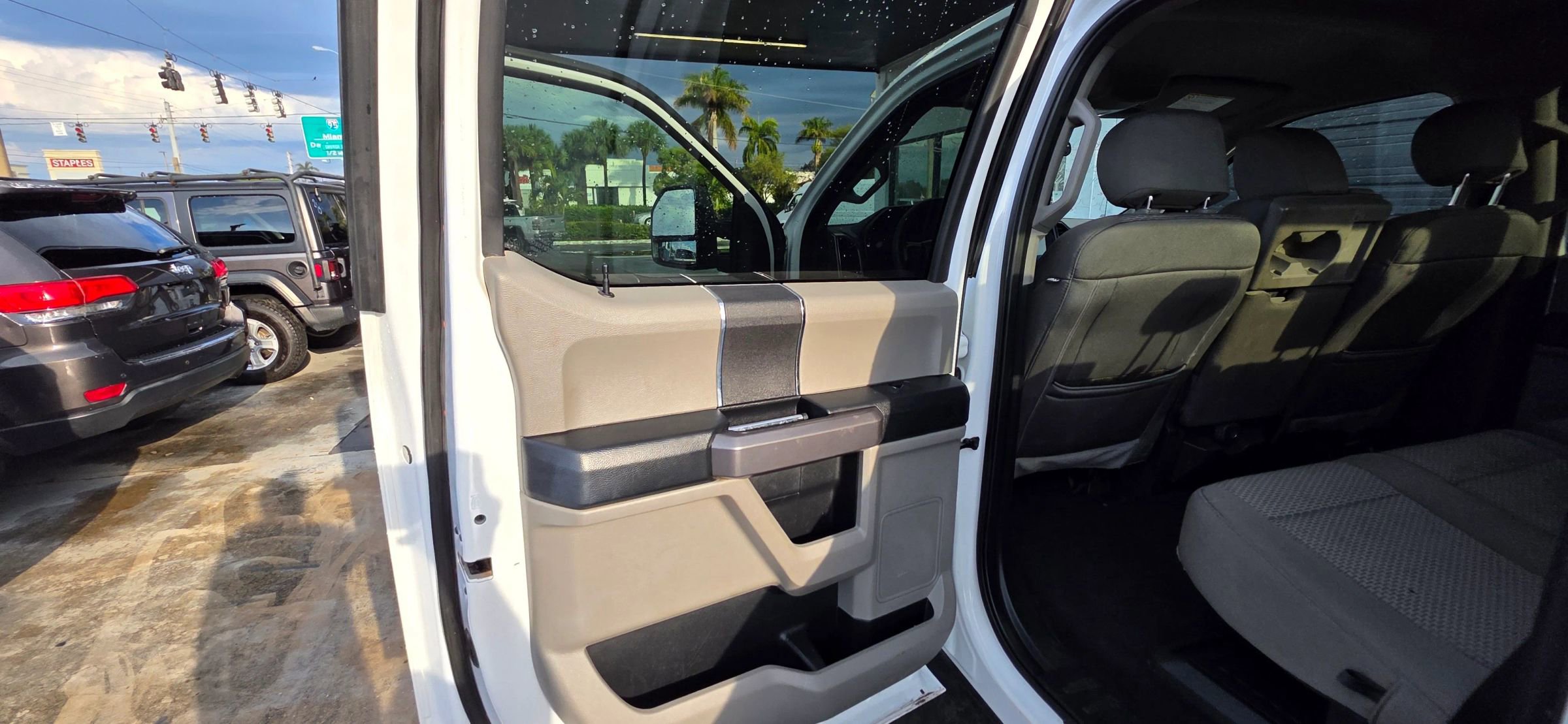 Used 2020 Ford F250 XLT w/ FX4 Off-Road Package AWD/4WD image 20