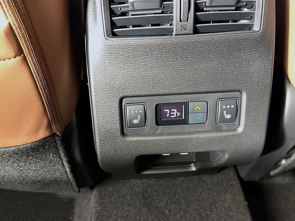 New 2026 Mitsubishi Outlander SEL FWD image 27