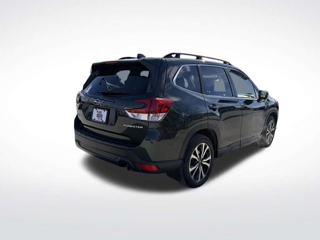 Certified 2023 Subaru Forester Limited image 17