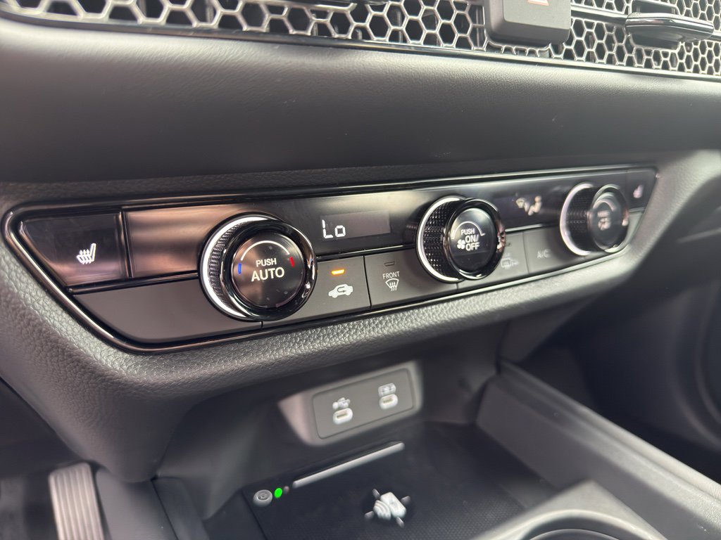 Certified 2026 Honda HR-V Sport image 26