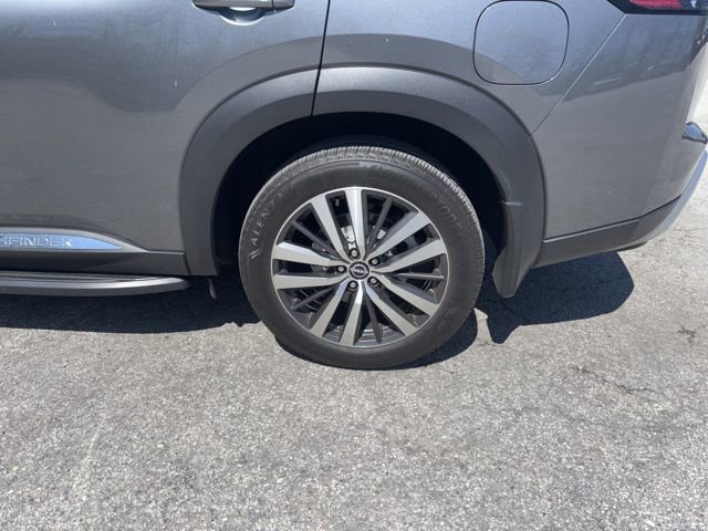 Used 2022 Nissan Pathfinder Platinum w/ Lighting Package (N93) image 8