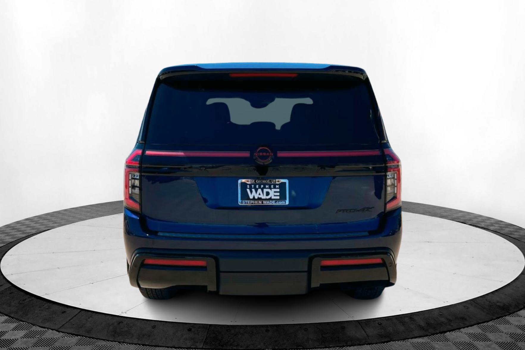 New 2025 Nissan Armada PRO-4X AWD/4WD image 4