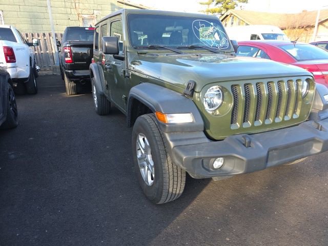 Used 2023 Jeep Wrangler Sport S image 3