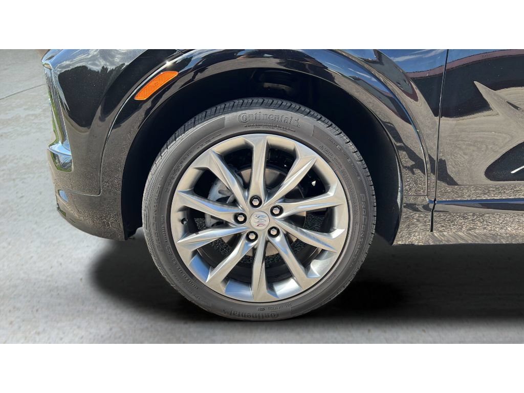 Certified 2025 Buick Encore GX Avenir w/ Avenir Technology Package AWD/4WD image 34