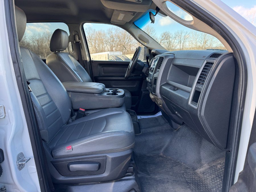 Used 2017 RAM 3500 Tradesman w/ Chrome Appearance Group image 18