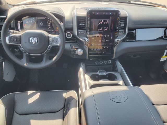 New 2026 RAM 1500 Laramie AWD/4WD image 17