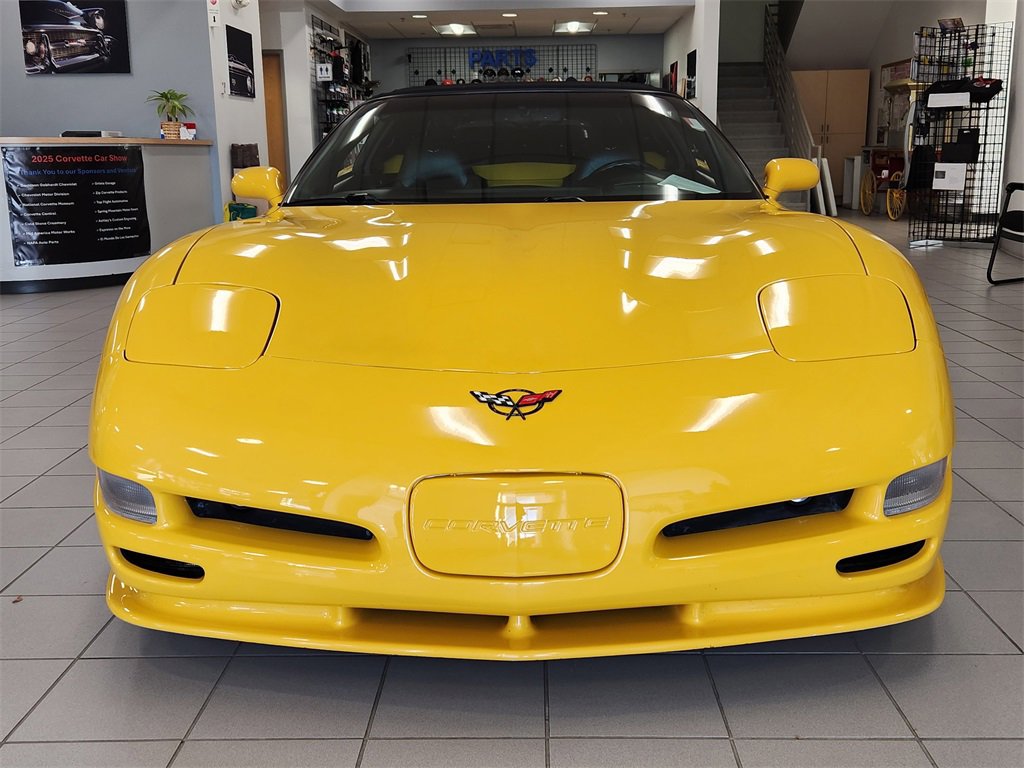 Used 2000 Chevrolet Corvette Convertible w/ Memory Pkg image 6
