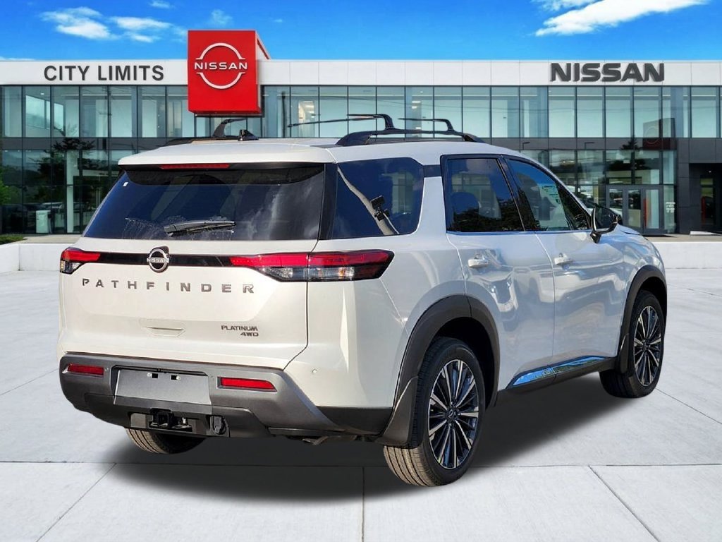 New 2026 Nissan Pathfinder Platinum w/ Cargo Package AWD/4WD image 4