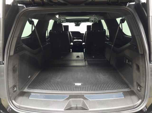 Used 2024 Cadillac Escalade ESV V w/ Heavy-Duty Trailer Package image 6