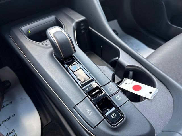 Used 2023 Toyota Crown AWD/4WD image 30