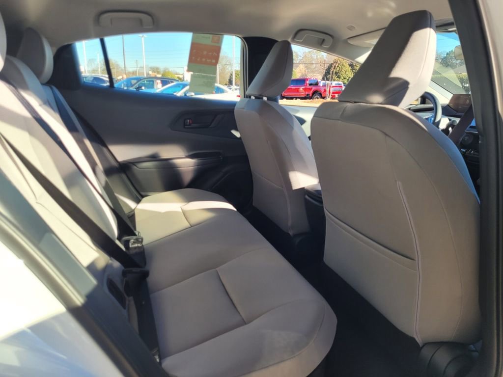 New 2026 Toyota Prius LE image 12