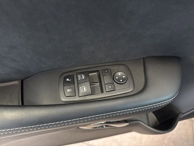 Used 2022 Dodge Challenger SRT Hellcat RWD image 9