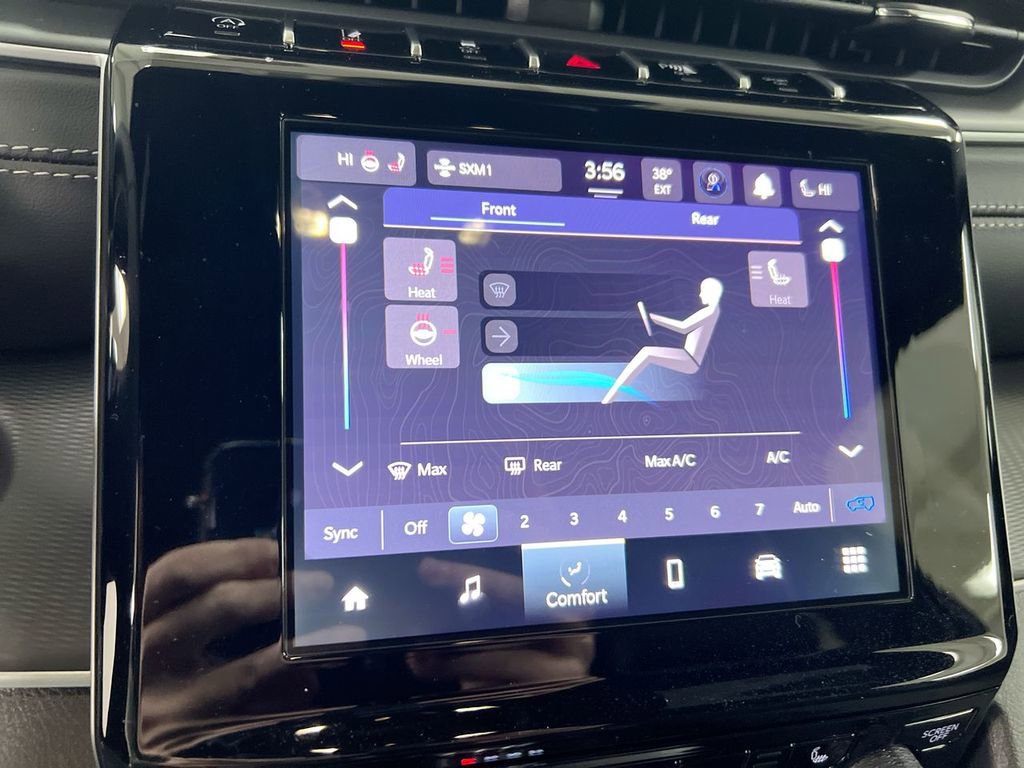 New 2025 Jeep Grand Cherokee L Laredo image 15