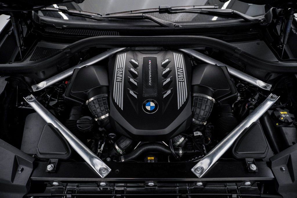 Used 2020 BMW X5 M50i w/ Executive Package image 28