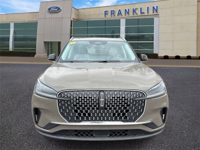 New 2026 Lincoln Aviator AWD image 2