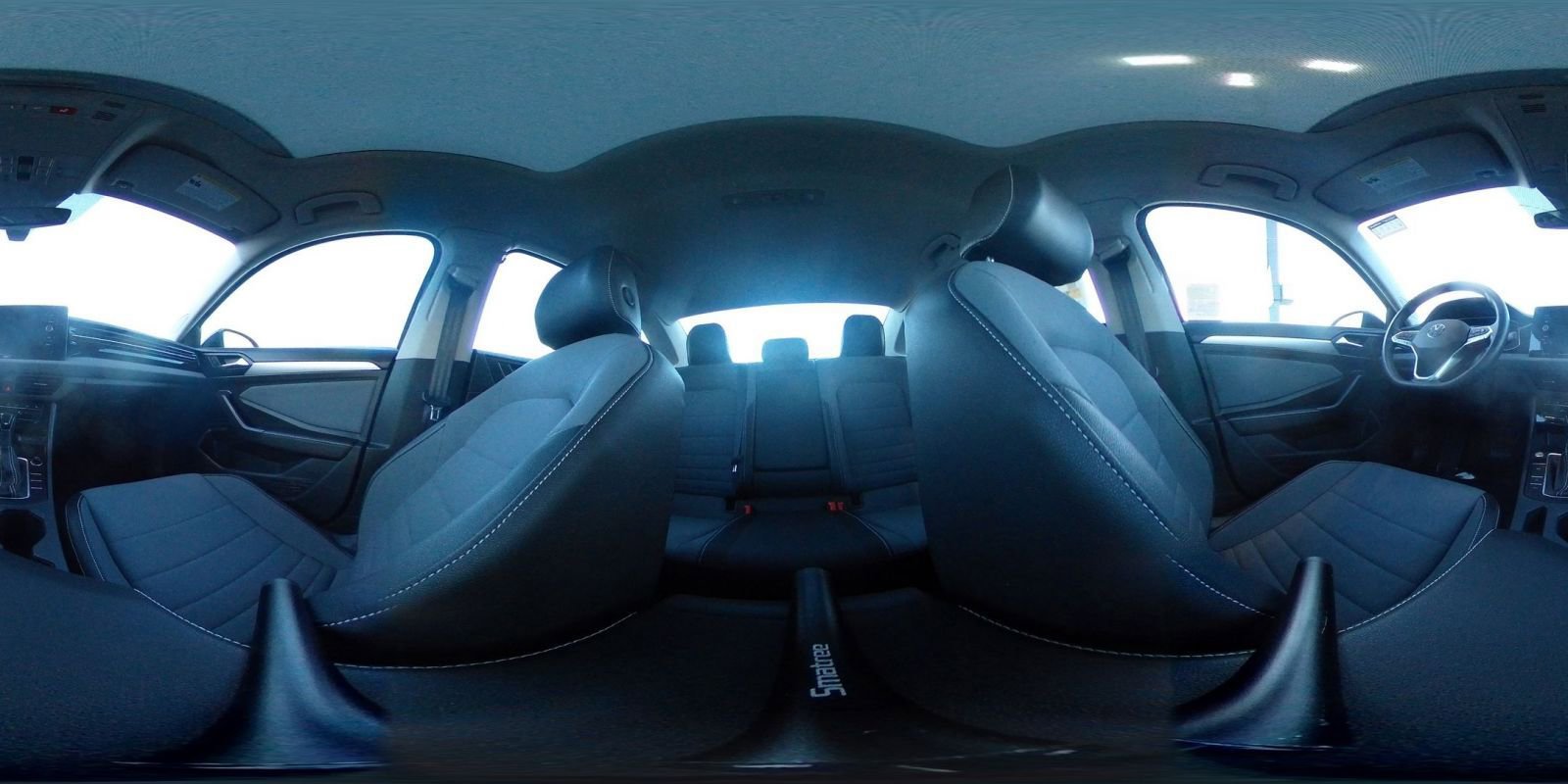 Used 2025 Volkswagen Jetta SE image 43