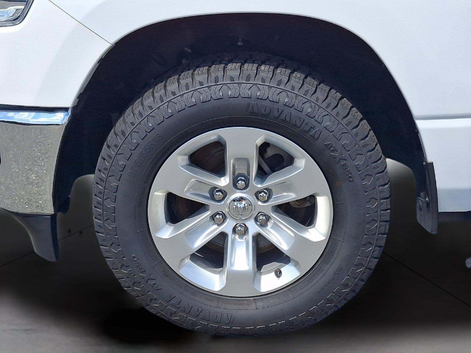 Used 2024 RAM 1500 Laramie AWD/4WD image 27