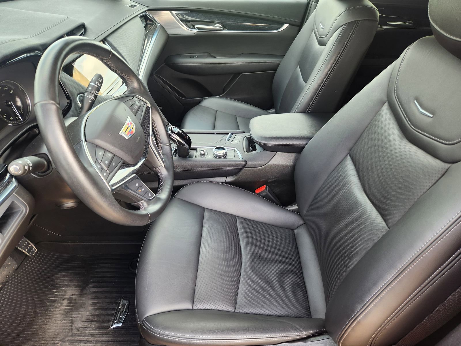 Used 2023 Cadillac XT5 Premium Luxury FWD image 18