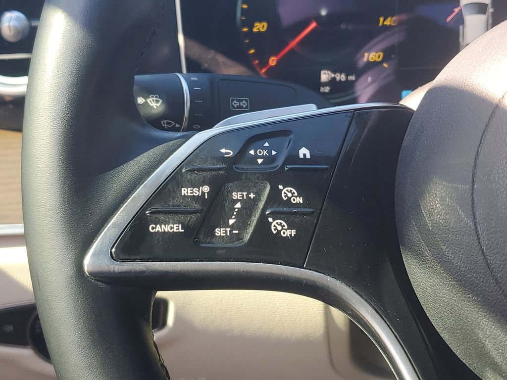 Used 2022 Mercedes-Benz E 350 Sedan w/ AMG Line Exterior image 26