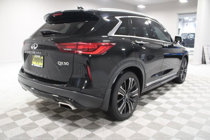 Used 2022 INFINITI QX50 Luxe w/ Appearance Package image 11