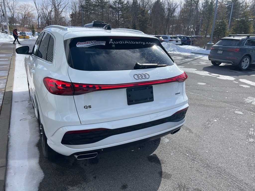 Certified 2025 Audi Q5 Premium w/ Convenience Package image 36