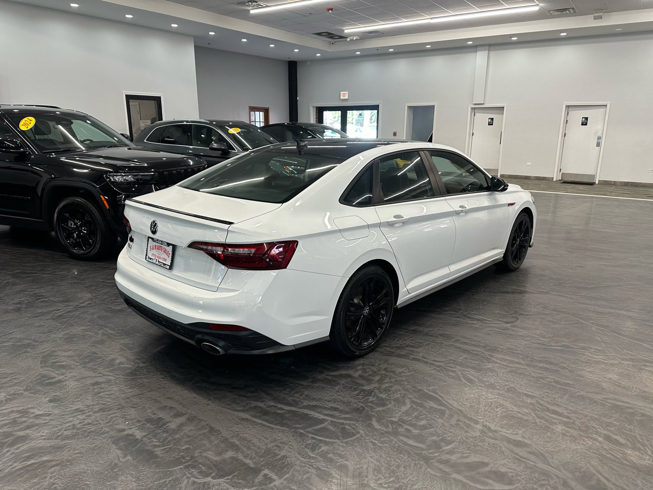 Used 2022 Volkswagen Jetta GLI Autobahn w/ GLI Black Package image 5